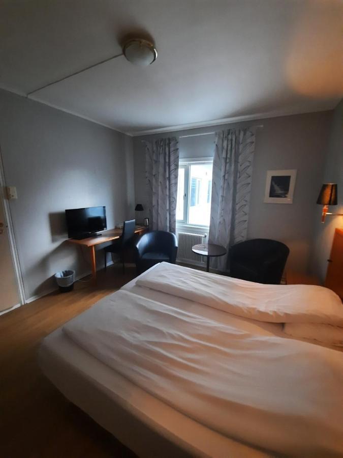 Sunndalsora Hotell エクステリア 写真