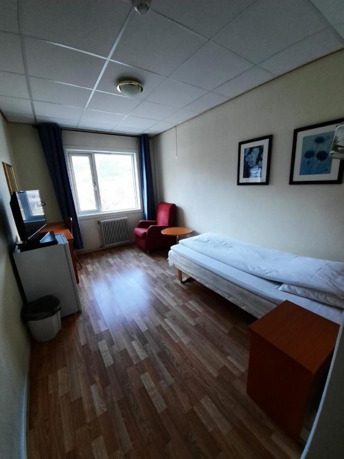 Sunndalsora Hotell エクステリア 写真